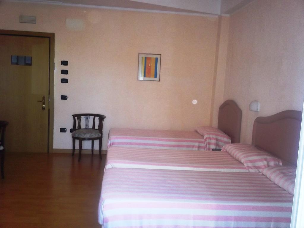 Hotel Gaggiano San Giovanni Rotondo Bilik gambar